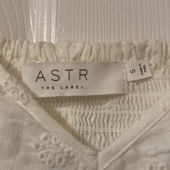NWOT ASTR White Eyelet Dress - Picture 5 of 8